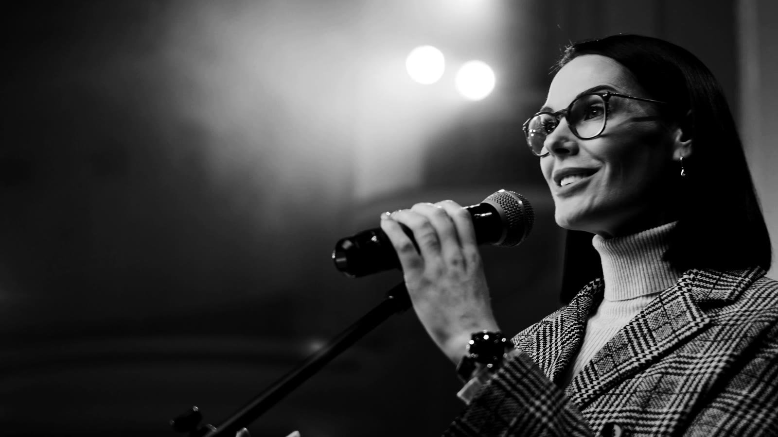 Vivienne Ashford on stage